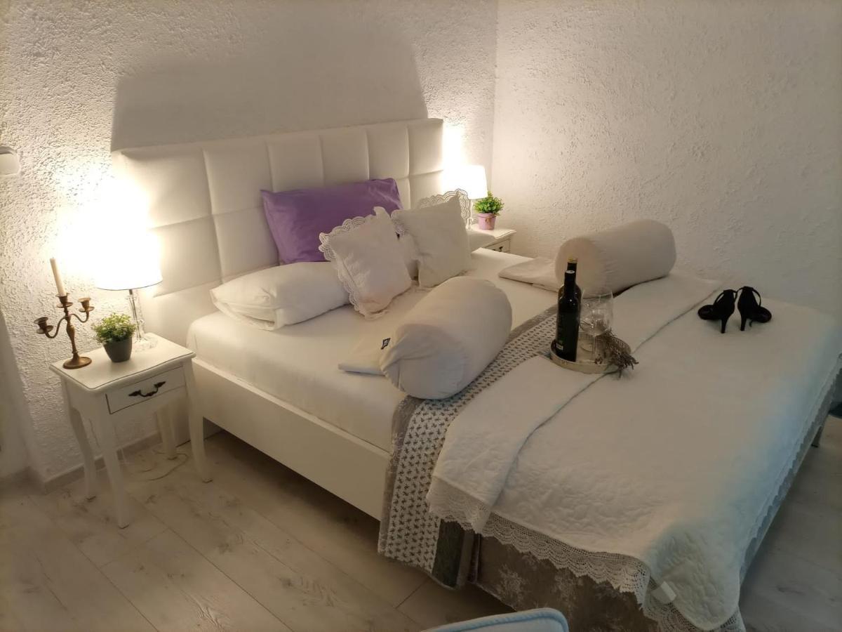 Apartment Jozefina Πόρετς Εξωτερικό φωτογραφία