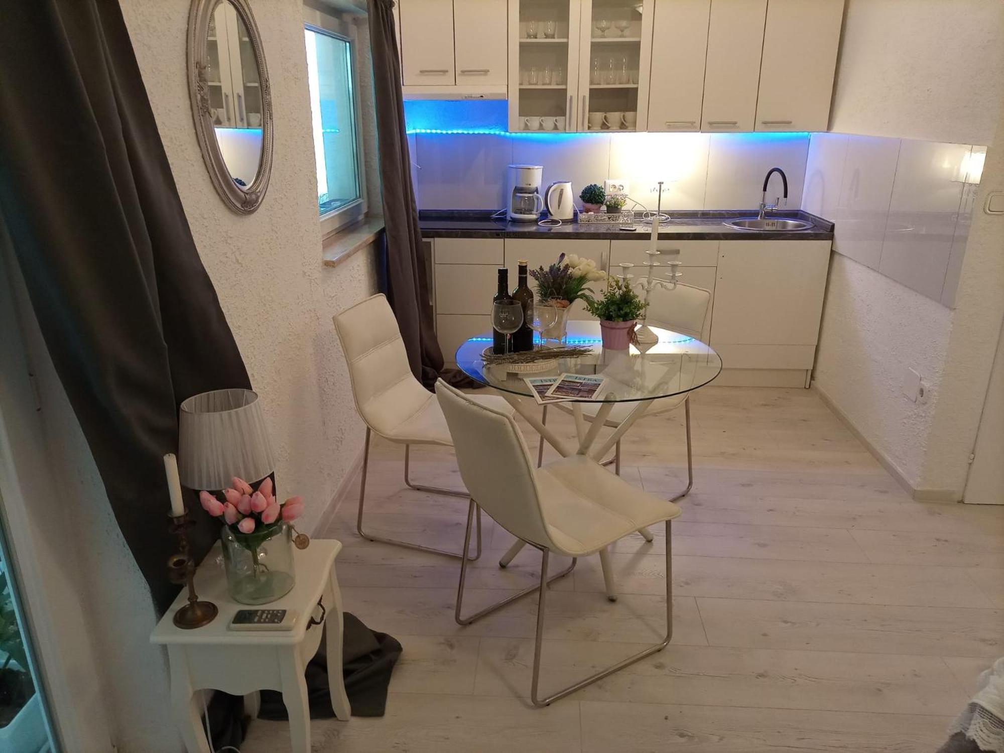 Apartment Jozefina Πόρετς Εξωτερικό φωτογραφία
